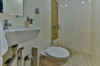 Hotel Garden Park Bombay Extérieur photo