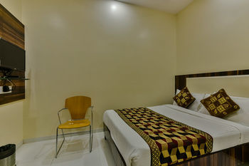 Hotel Garden Park Bombay Extérieur photo
